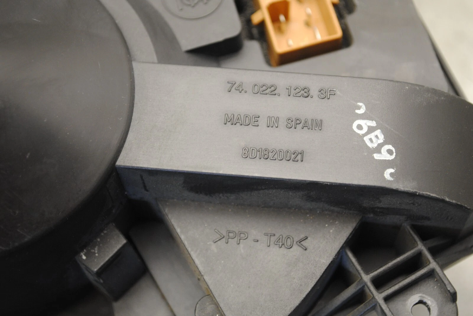 Heizgebläse, Gebläsemotor VW Passat 3B B5 Herstellernr.: 740221233F, 8D1820021 – Bild 2