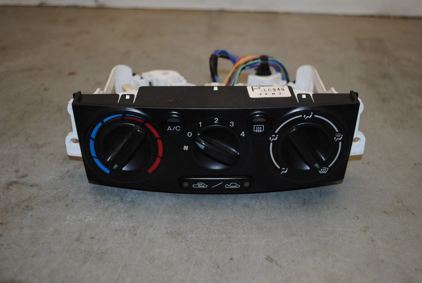 Klima-/Heizungsbedienteil Mazda 6, LC94B