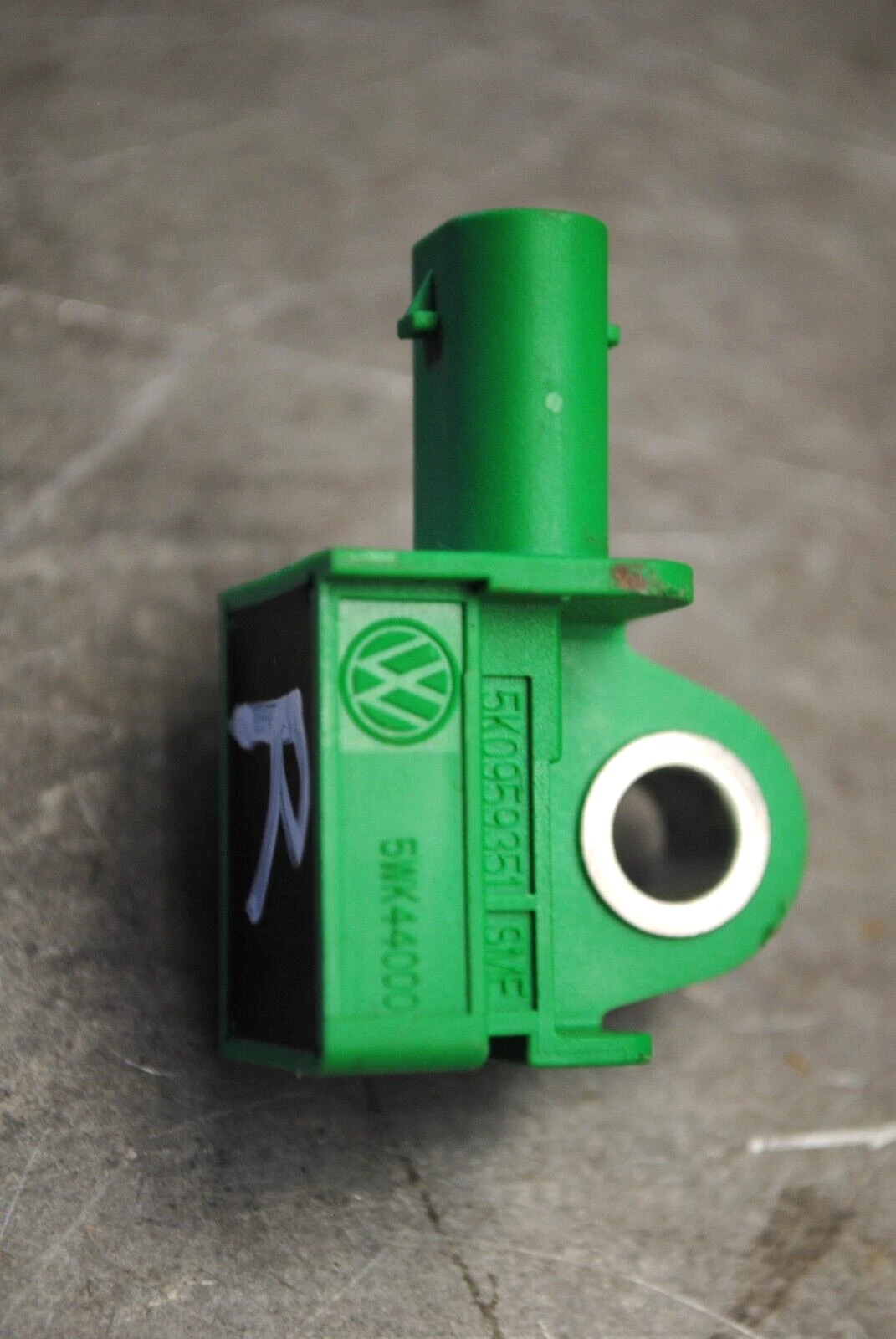 Crashsensor, Airbag Sensor rechts VW Golf VI (5K1) 1.4 TSI (BJ 2009) 5K0959351