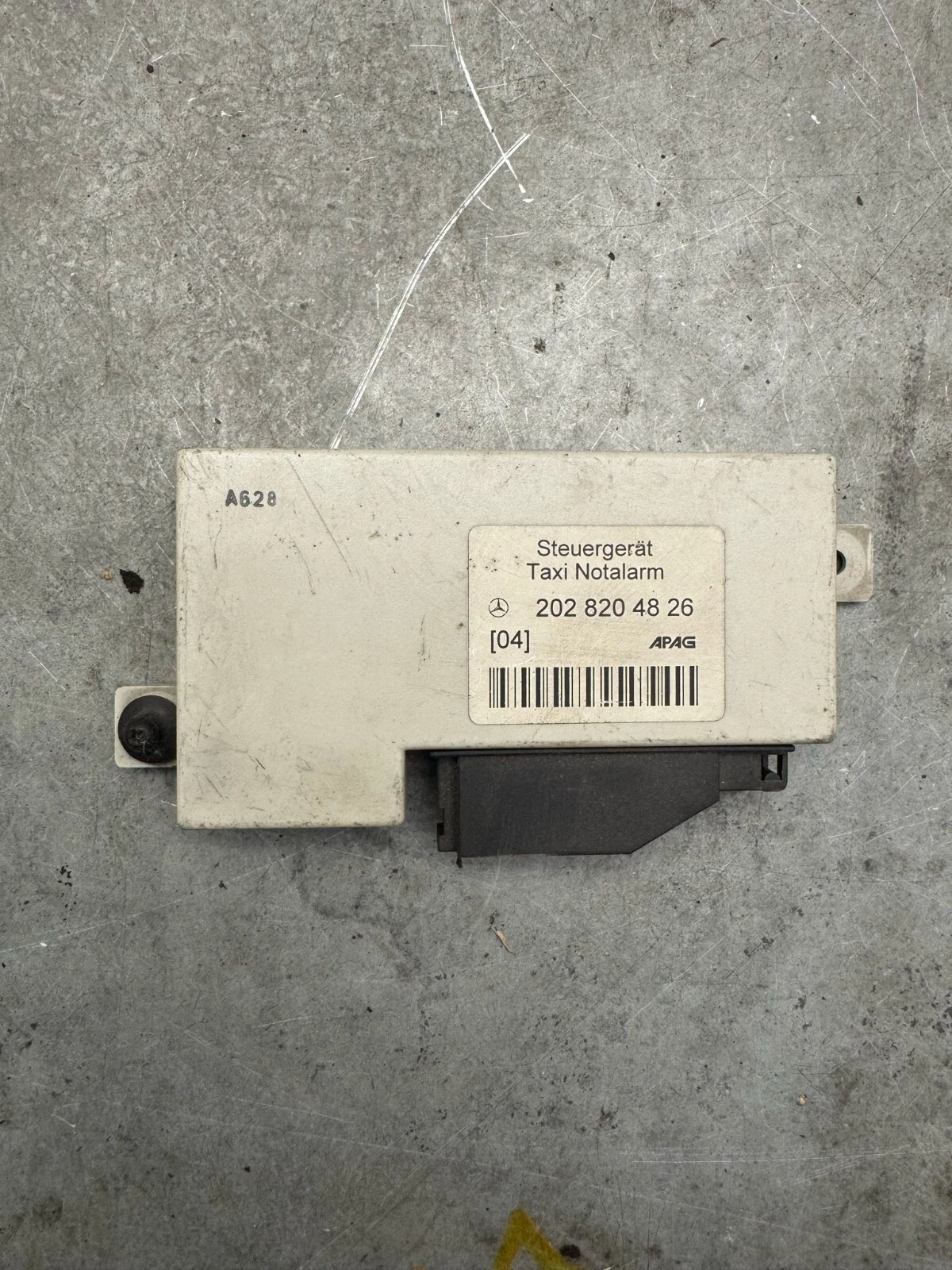 Alarm Warnanlage Steuergerät ECU Taxi Notalarm MERCEDES C Klasse w202 208204826