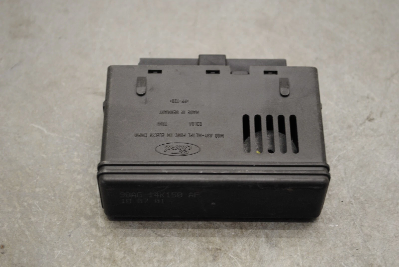 Steuergerät Sicherungskasten Ford Focus (1998-2002) 98AG14K150AF