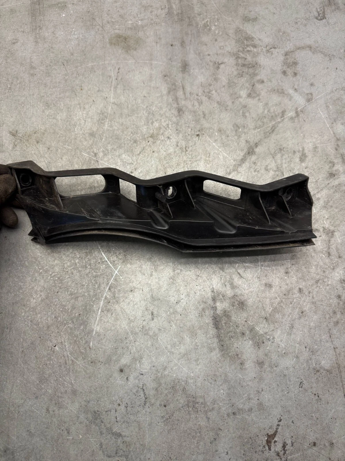 Stoßstange Halter Vorne Links für VW Passat B6 3C Variant 3C5 2005-2011 – Bild 2