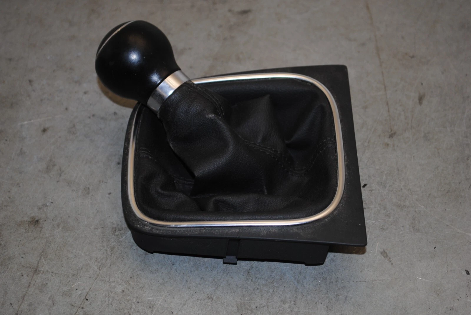 Schaltknauf, Schaltsack VW Golf V 1K0711113CG – Bild 2