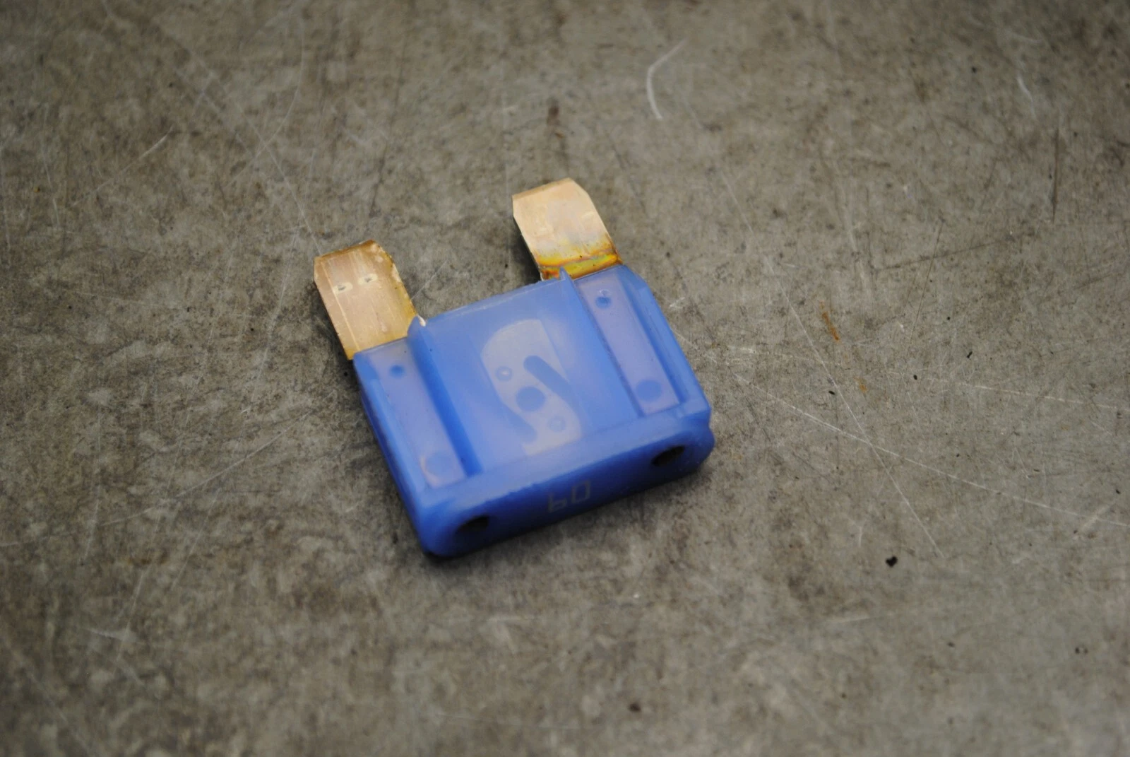 Sicherung Relais Littelfuse 5er BMW E60/61 (BJ 2005) 4604602-4635023 – Bild 2