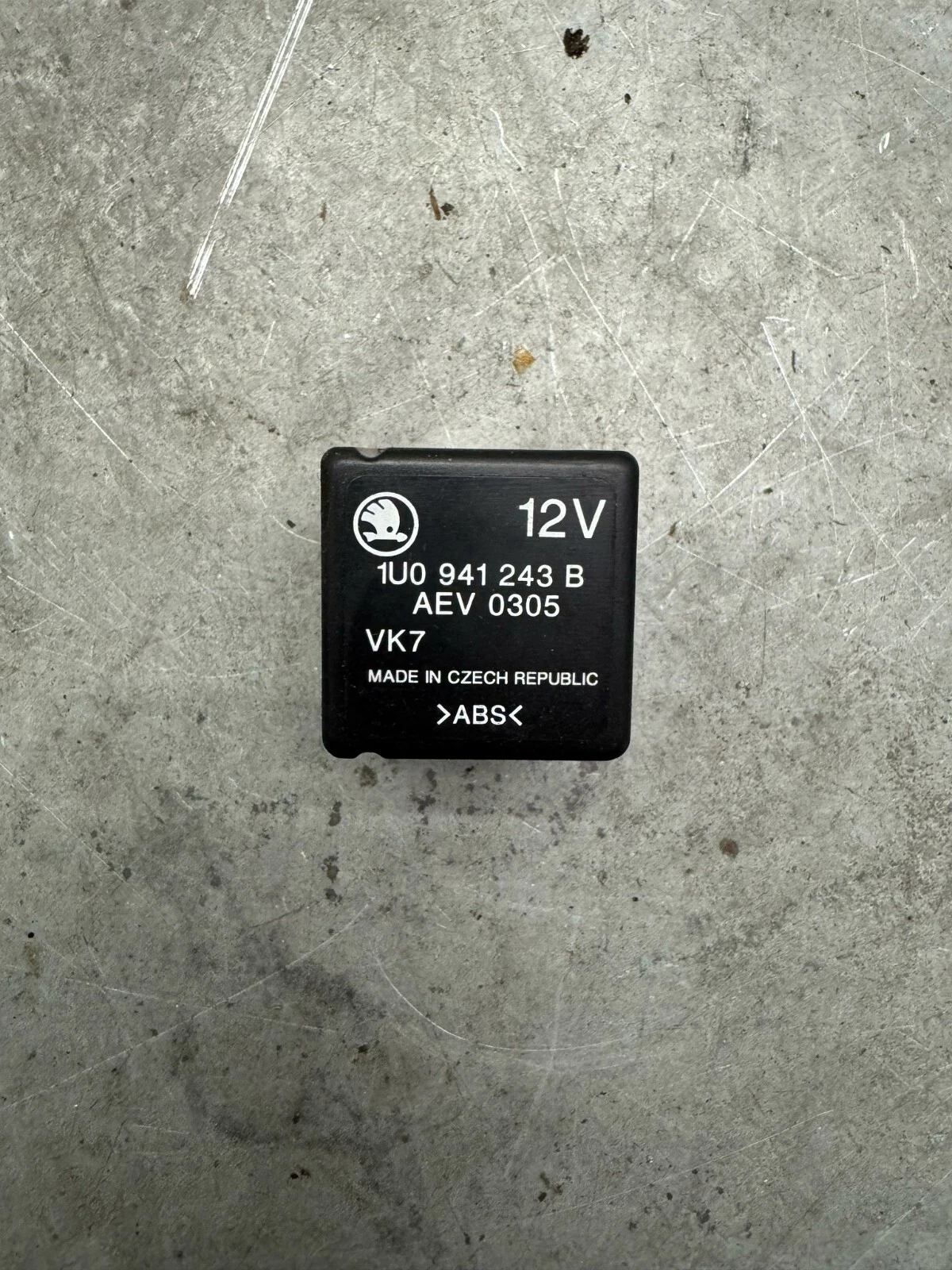 Skoda Fabia, Octavia Relais 1U0941243B 12V