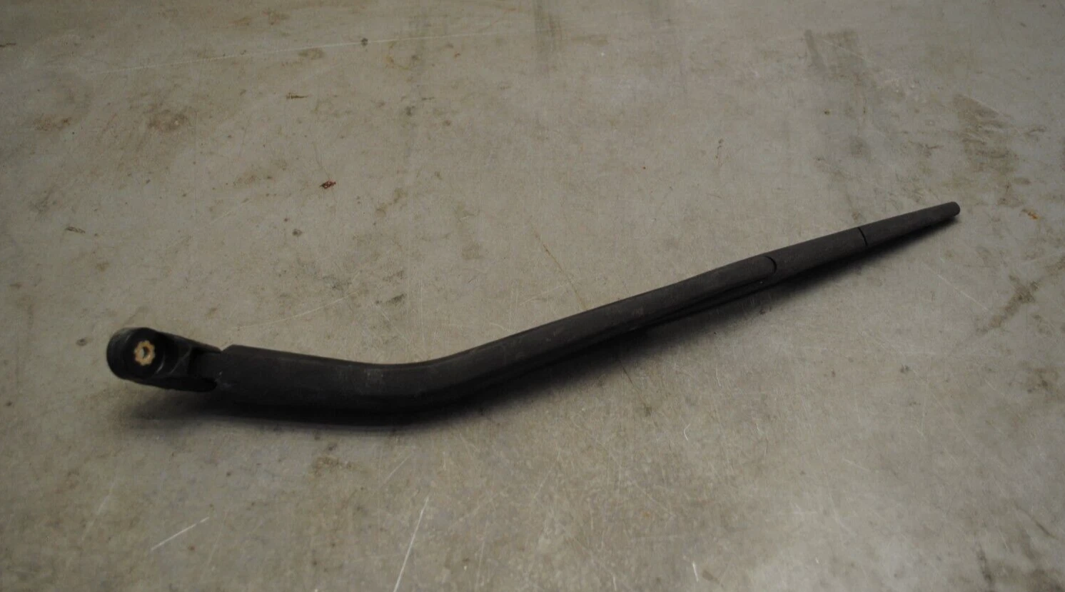 Wischerarm Heckscheibe Mazda 2, Herstellernummer: 0589-1 35612