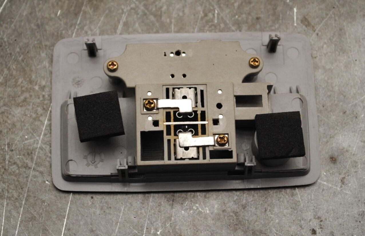 Teilen Mazda 6 2.0 (GG) Innenraumbeleuchtung, Leselampe – Bild 2