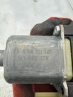 Original Ford Fiesta 2011 vorne rechts Fensterhebermotor 8A6114553A 0130822407 – Bild 2
