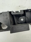 Original Seat Ateca Heckstoßstange Halter Befestigung hinten links 575807393 – Bild 2