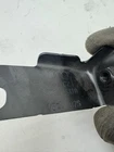 Original Audi A4 Kotflügel vorne links Halterung Befestigung 8W0821433B – Bild 2