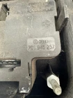 Original VW T 4 Rückleuchte Rücklicht hinten rechts 701945257 084411919 – Bild 3