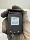 Original VW Golf 5 Warnblinklichtschalter Warnblinker 1J0953235J – Bild 2