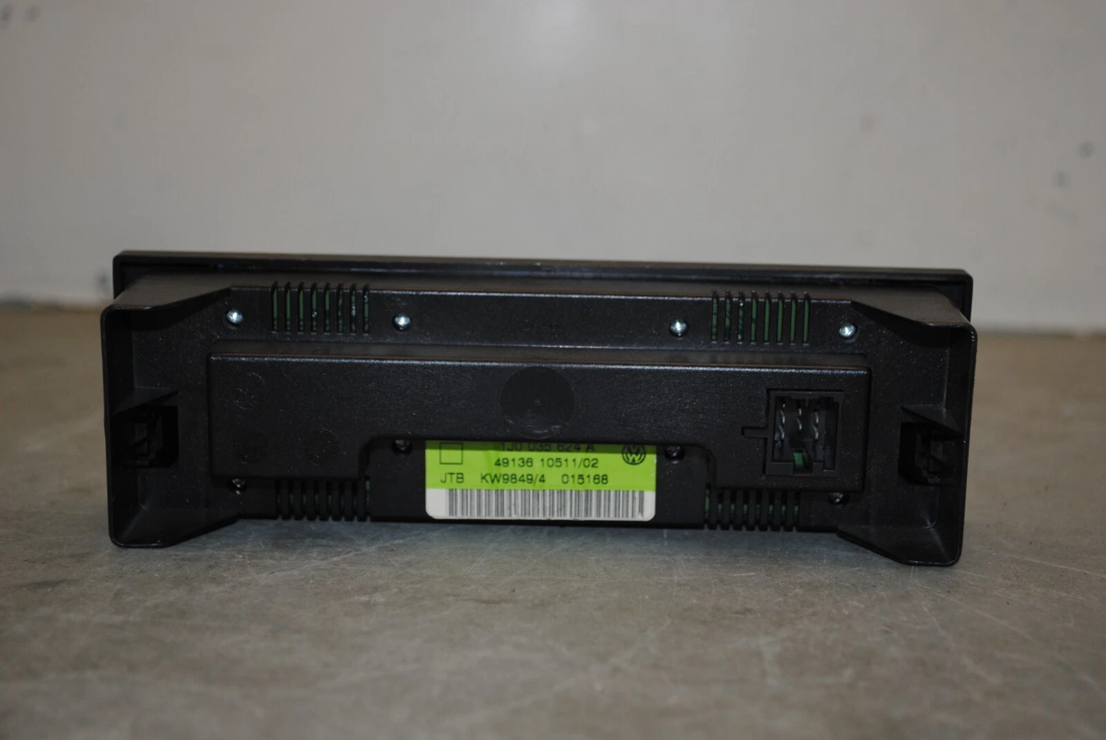 Bedienteil Soundprozessor Equalizer VW Passat 3B5 B5 Golf IV Bora 1J0035624A – Bild 4