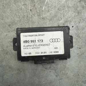 Audi A3 A4 A6 Alarm - Steuergerät für Bewegungsmelder 4B0951173 Alarmsteuergerät