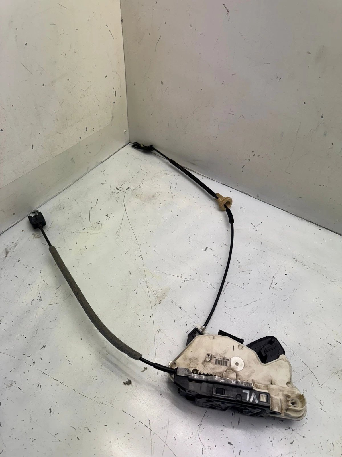 Original VW Golf 6 Türschloss vorne links 5K1837015