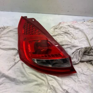 Original Ford Fiesta 2011 Rücklicht Heckleuchte hinten links 8A6113405A E412388