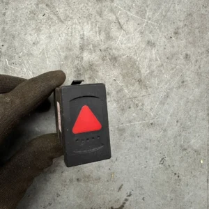 VW PASSAT B5 3B - Warnlichtschalter Warnblinkschalter Schalter 3B0953235B