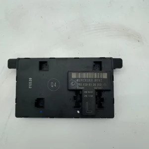 Original Mercedes Benz W203 C180 Türsteuergerät vorne links 2038206326 02