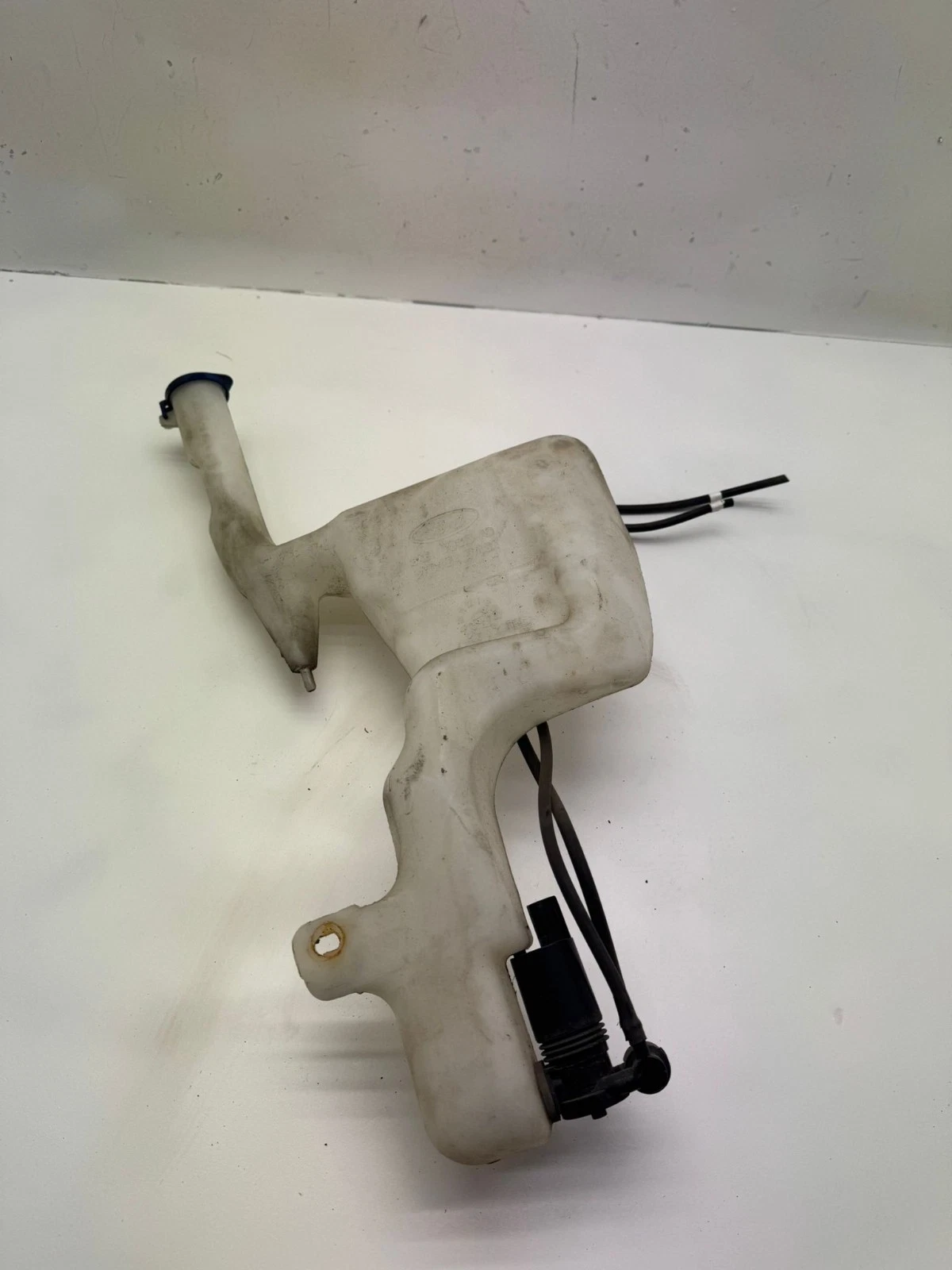 Original Ford Fiesta 2011 Waschwasserbehälter Wischwasserbehälter 8A6117B613AD