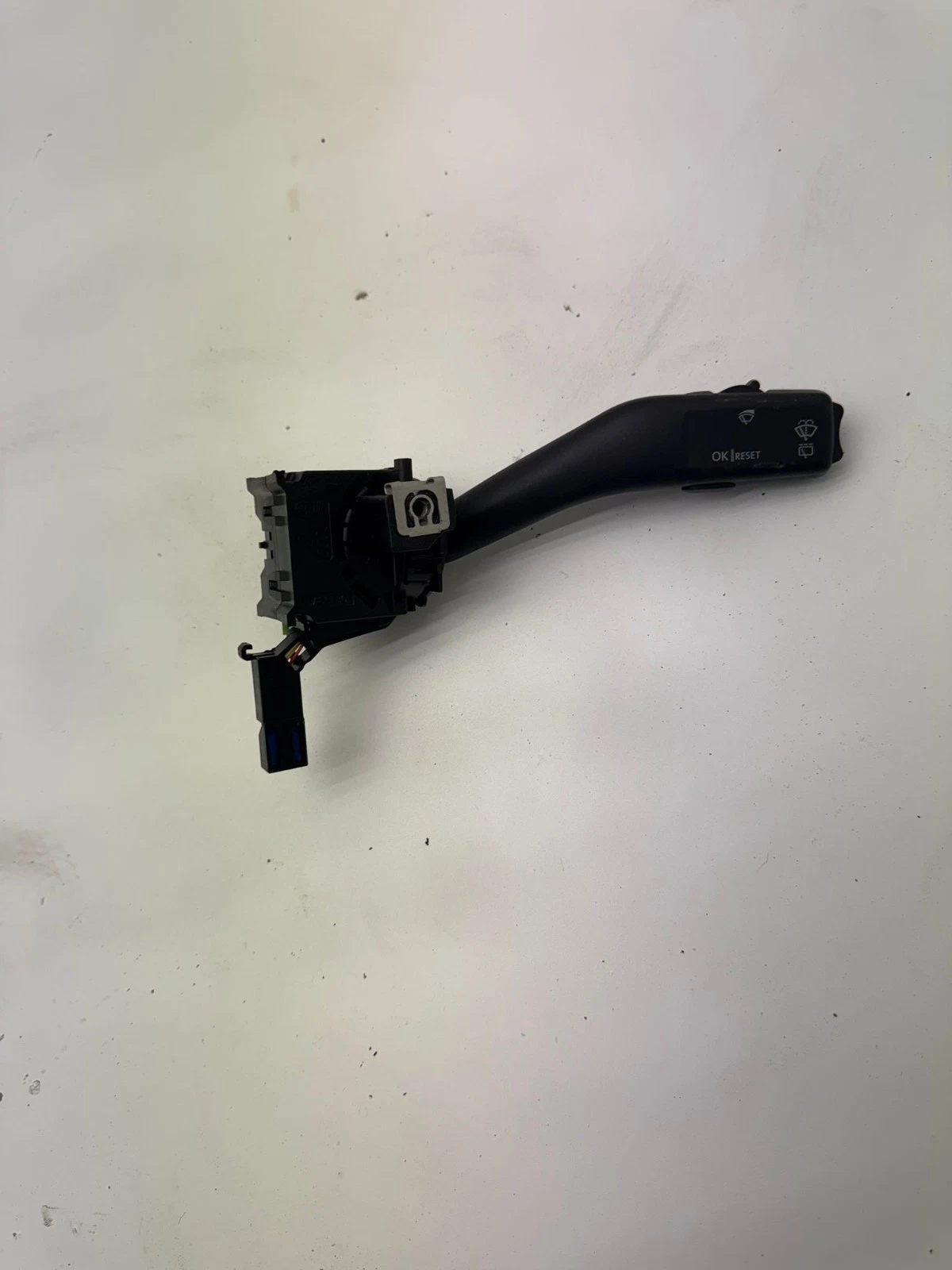 Original Audi A3 8P VW Golf 5 Lenkstockschalter Lichtschalter 1K0953519A