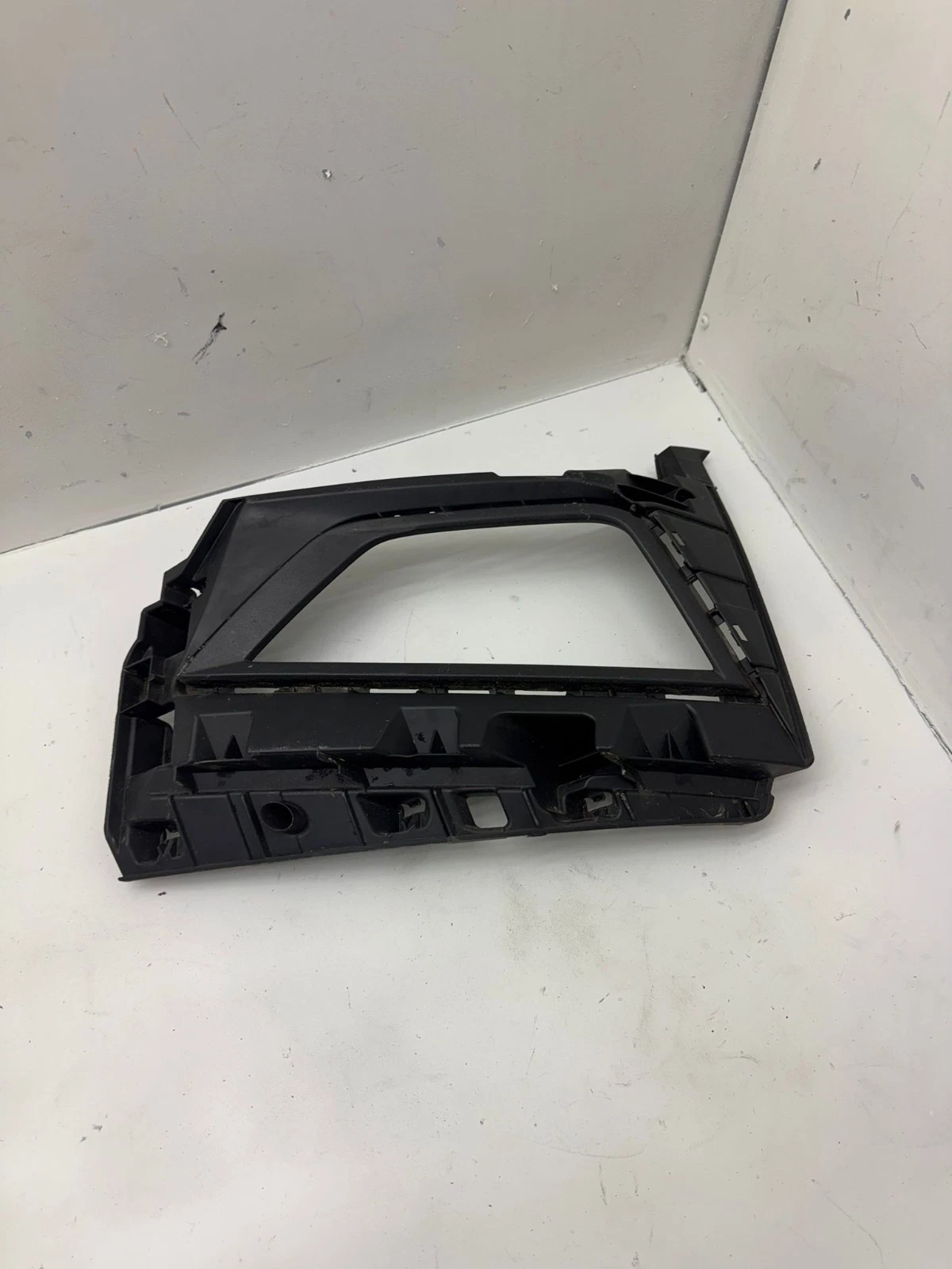 Original VW Polo VI Lüftungsgitter Nebelscheinwerfer Abdeckung 2G0853665G