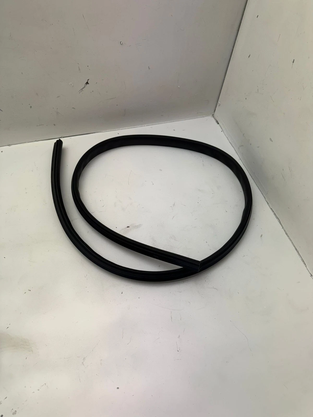 Original VW T-Cross Türdichtung rechts unten 2GM837119B 9B9