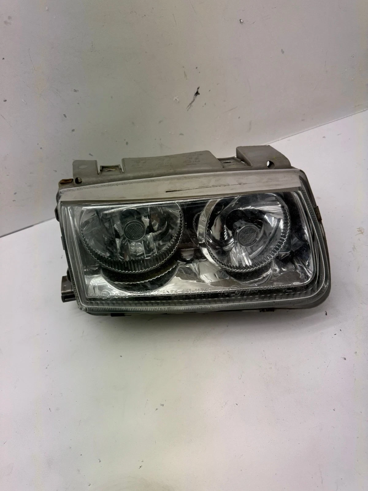 Original VW Polo Scheinwerfer Frontscheinwerfer rechts 084411154R