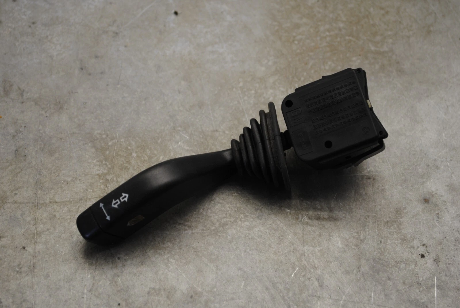 Blinkerschalter Opel Astra F Omega B 90221174