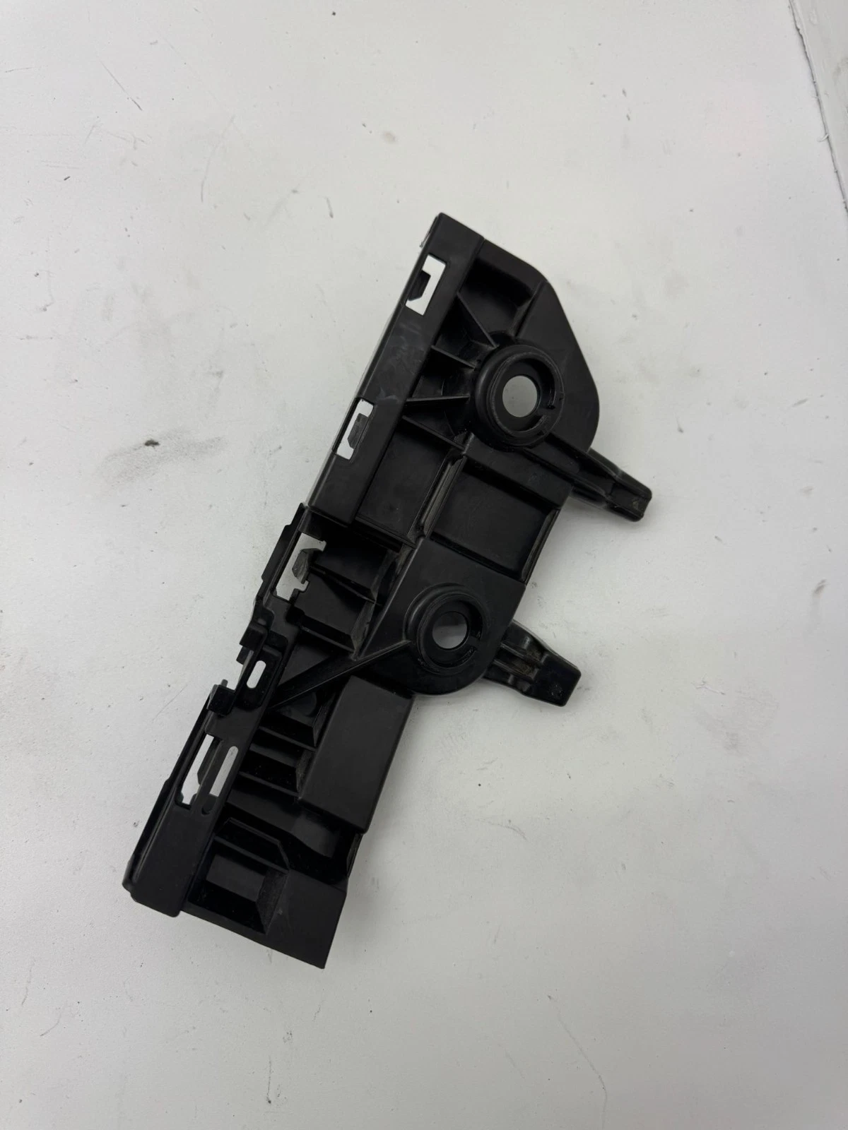 Original VW Polo VI Stoßfänger Heckstoßstange Halterung Befestigung 2GS807454A