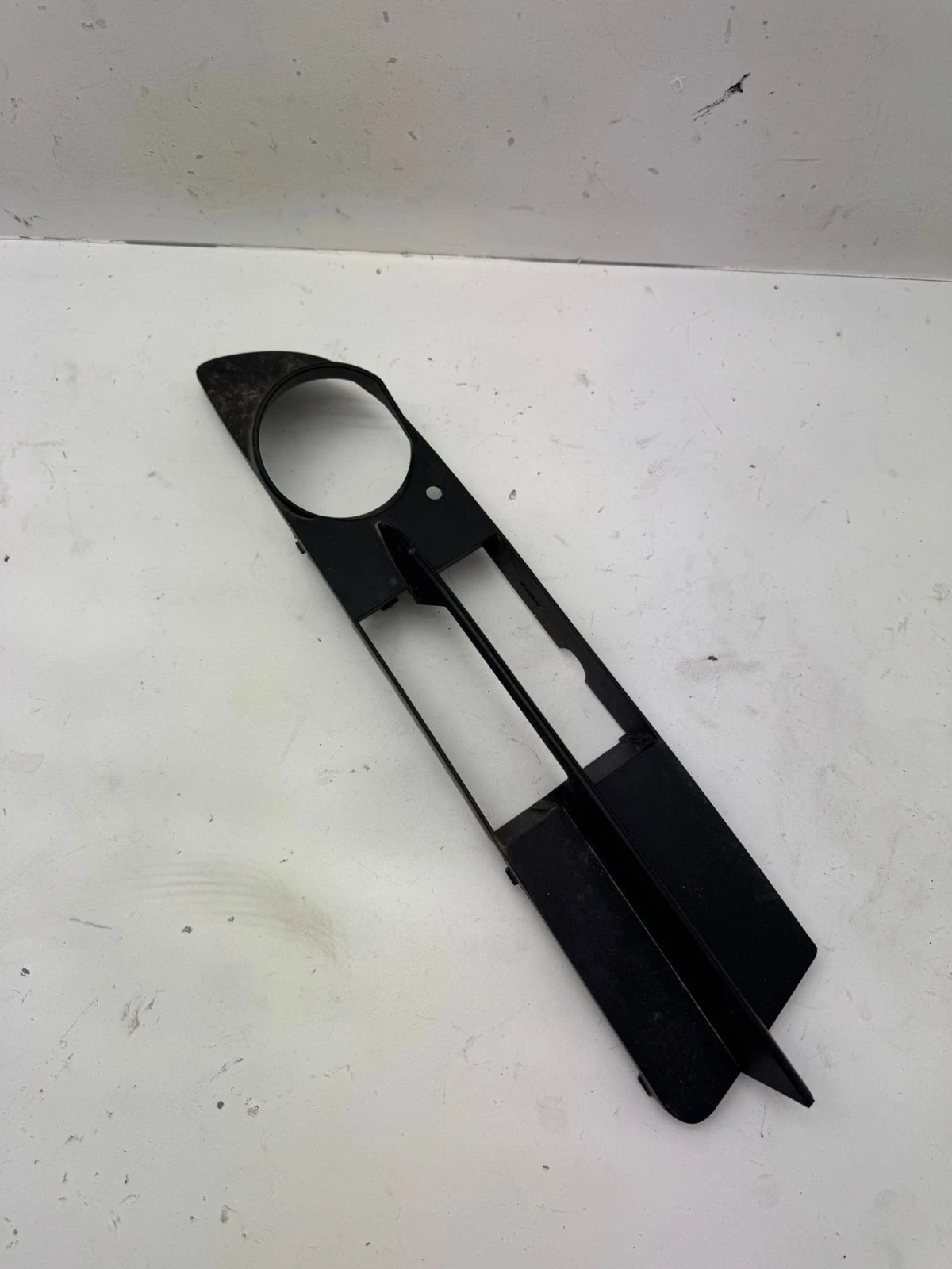 Org. BMW 5er E60 Nebelscheinwerfer Gitter rechts 51117049244 04/ 11460915