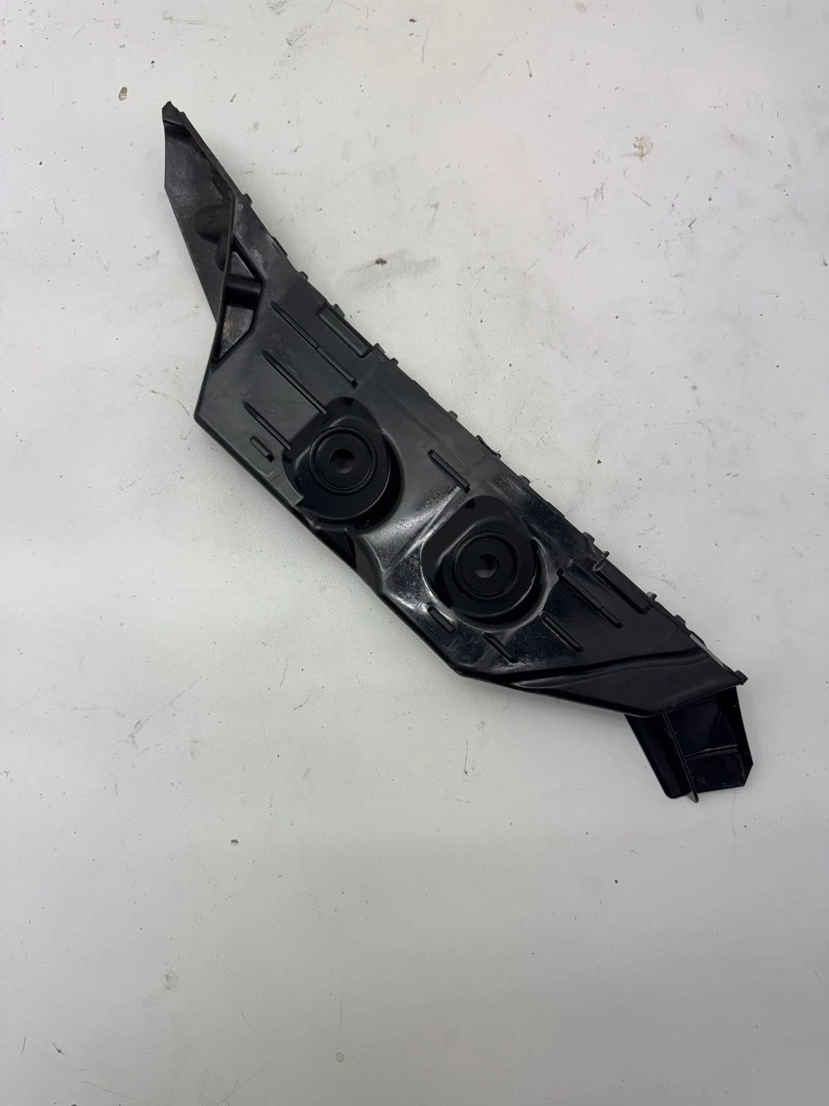 Orig. Seat Arona Heckstoßstange Halterung Befestigung hinten rechts 6F9807394B