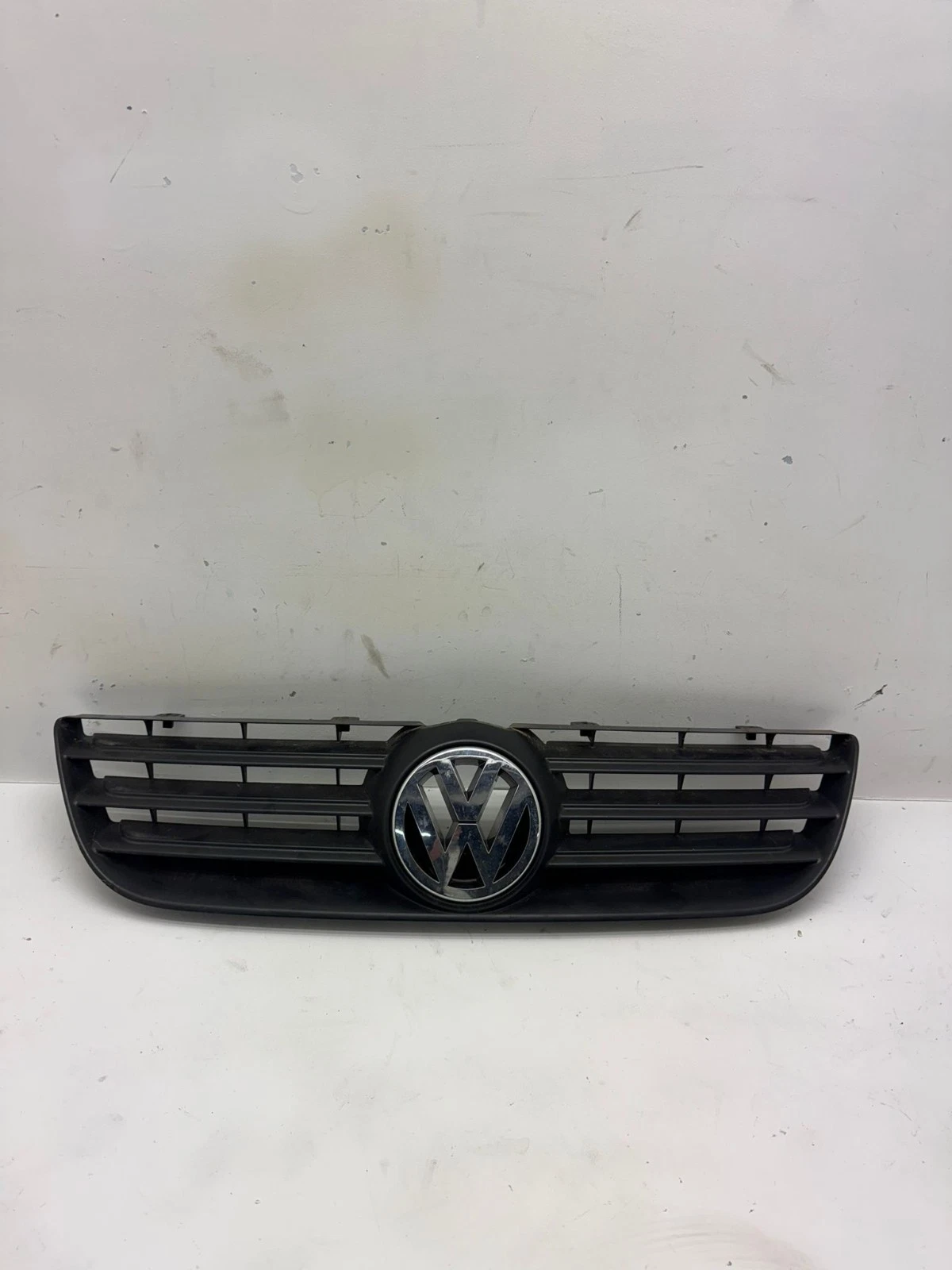Original VW Polo 9N Kühlergrill Frontgrill 6Q0853653E