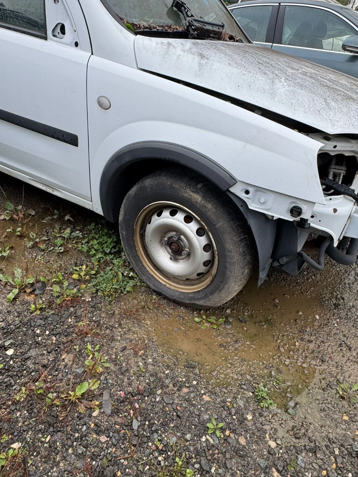 Original Opel Combo C Kotflügel vorne rechts weiß TOP