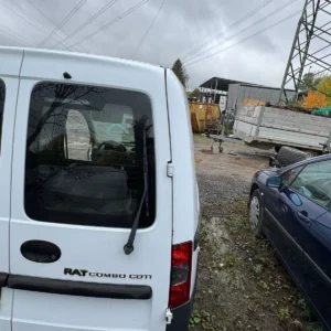 Original Opel Combo C Flügeltür Tür hinten rechts weiß TOP
