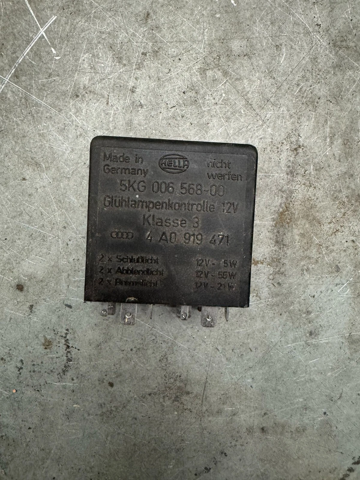 Audi A3 A4 B5 A6 A8 8D Relais 307 Glühlampenkontrolle 4A0919471