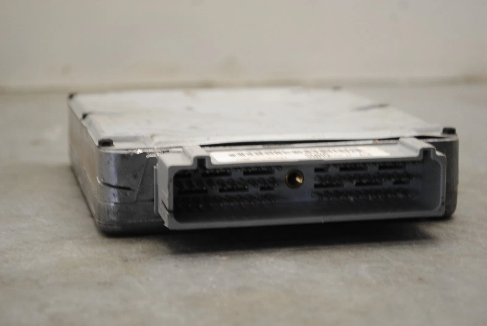 Steuergerät Ford Focus 1998 - 2002 Benziner, 98AB-12A650-CFH OHMS – Bild 5