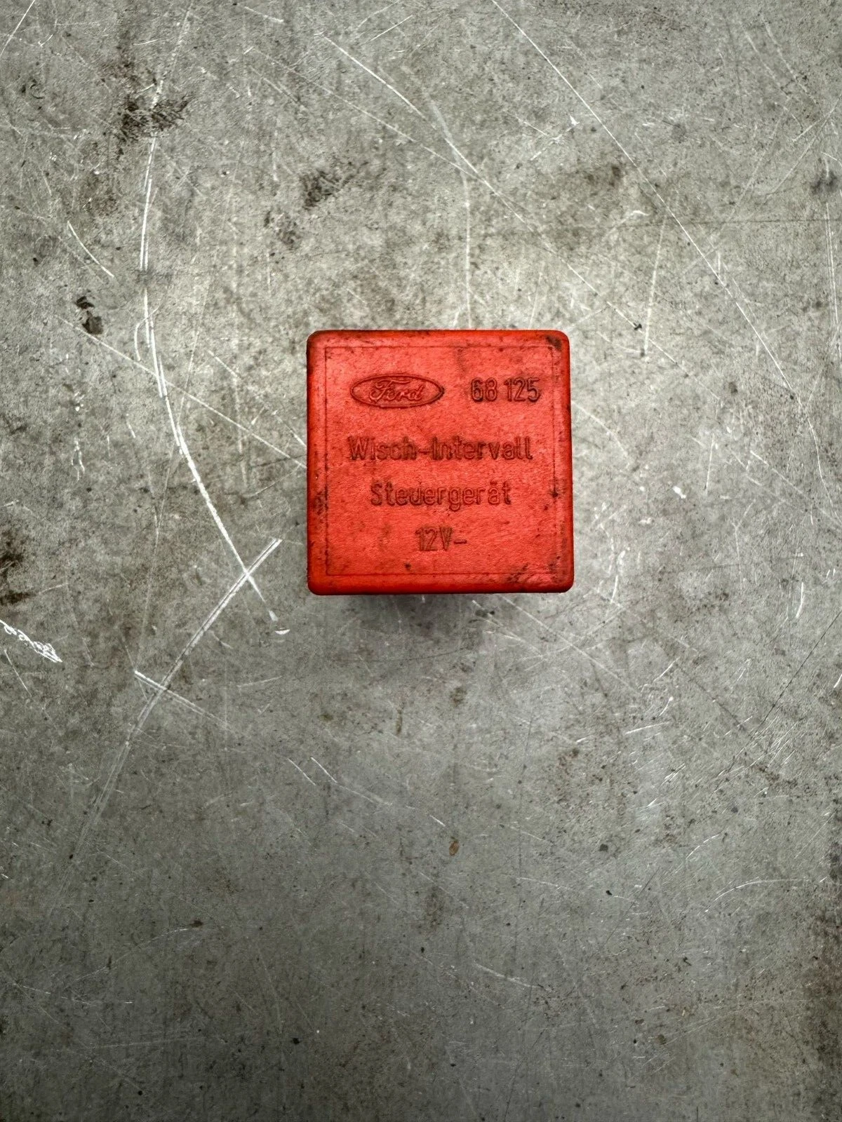 Original Ford Relais Wisch-Intervall Steuergerät rot 68125, 68 125