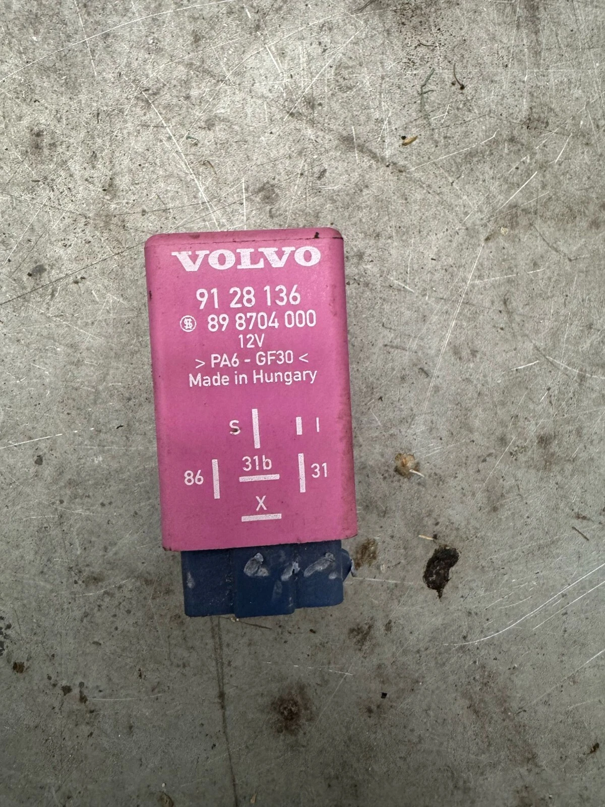 Relais Original Scheibenreinigung Scheibenwischer 912813 Volvo V70 V90 740 S90