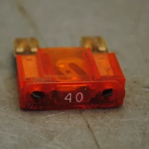 40 x Sicherung Relais Littelfuse 32V VW Passat 3B B5 (BJ 1999) 4604602-4635023