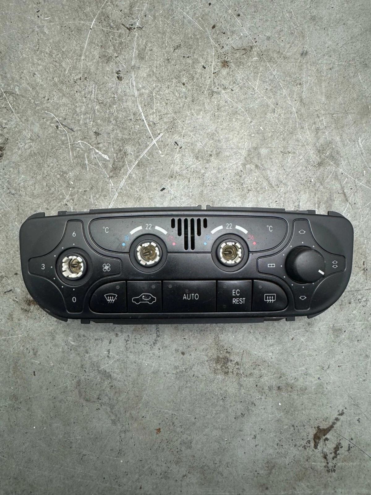 Klimabedienteil 2038300285 9140010322 Mercedes W203 C-Klasse