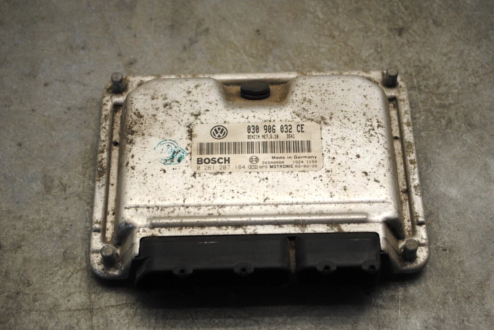 Steuergerät VW Polo 6N, 9N 030906032CE Bosch 0261207184