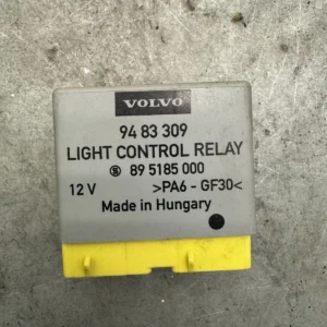 Volvo (1985-2000) 14-Pin Licht Kontrolle Grau Relais Modul 9483309 12V 895185000