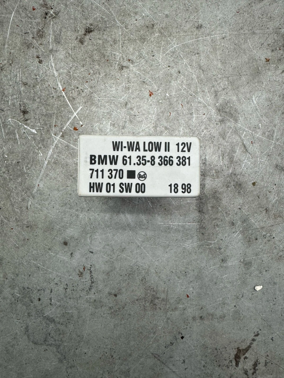 Original BMW E36 E34 Scheibenwischer Steuergerät 6135 8366381 WI-WA LOW II 12V