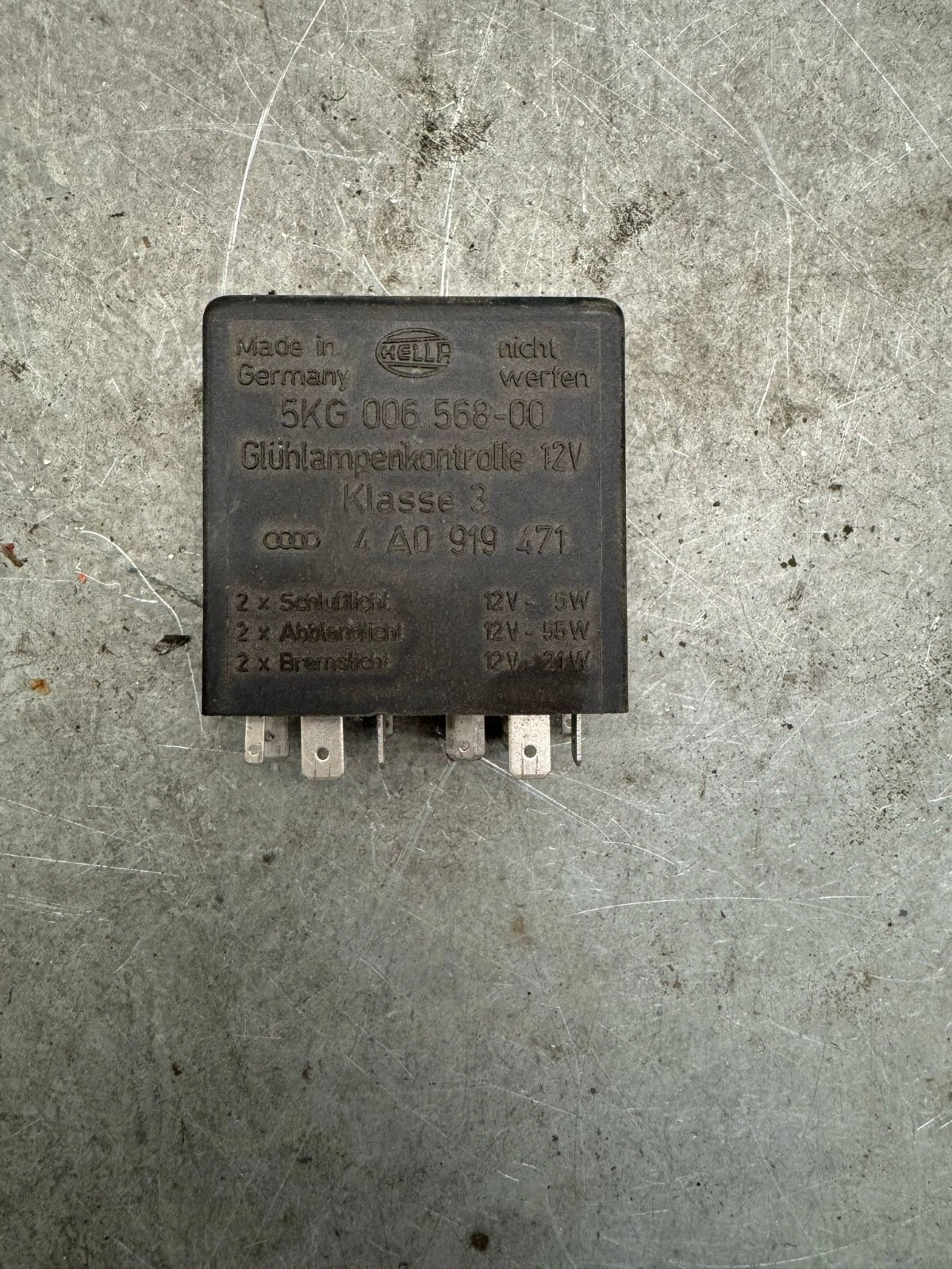 Audi A3 A4 B5 A6 A8 8D Relais 307 Glühlampenkontrolle 4A0919471