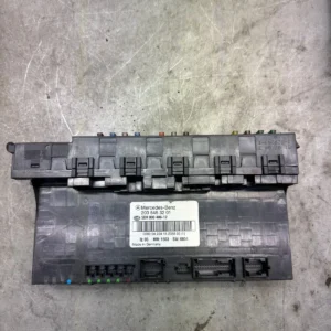 Original Mercedes CLK C Klasse CL A Klasse Sicherungskasten 2035453201