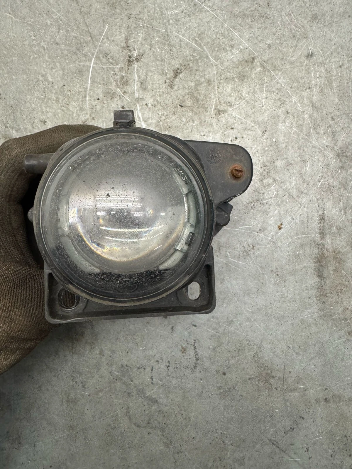 Audi A6 4B Avant original Nebelscheinwerfer links HELLA 149333-00