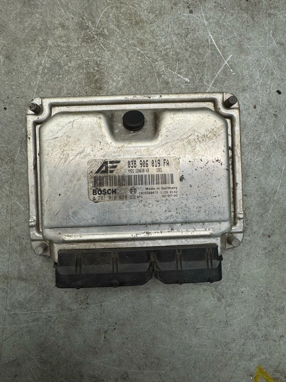 Original VW Passat 3B Motorsteuergerät Steuergerät 038906019A