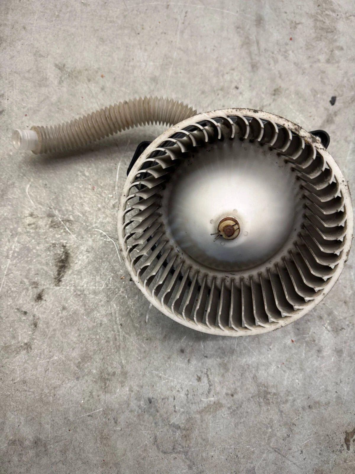 Original Mazda 323 Gebläse Motor Heizung Klima BG2M67830 894000-0081