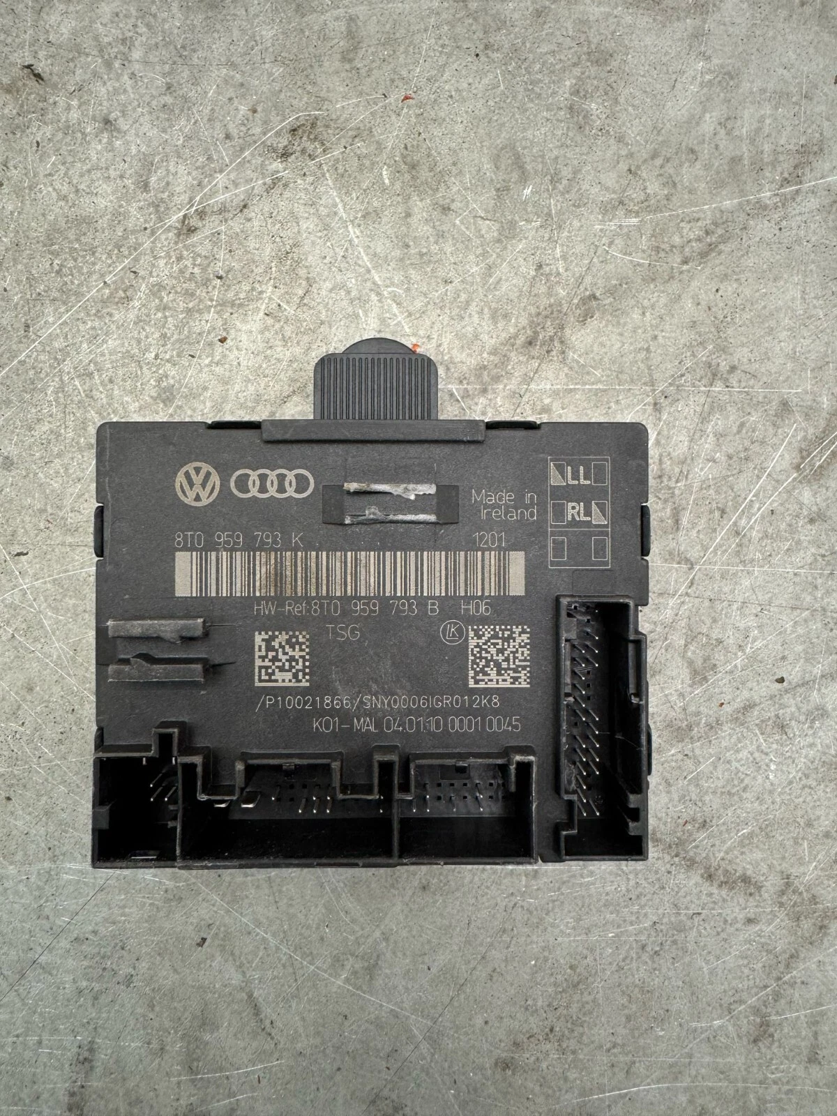 Original Audi A5 B8 8T Türsteuergerät Steuergerät Fahrertür Vorne L 8T0959793K