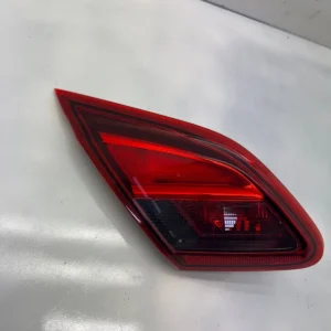 Original Opel Corsa E Rücklicht hinten Innen links 39012623 460034366